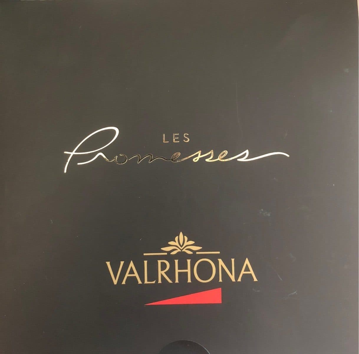 Valrhona Les promesses packshot