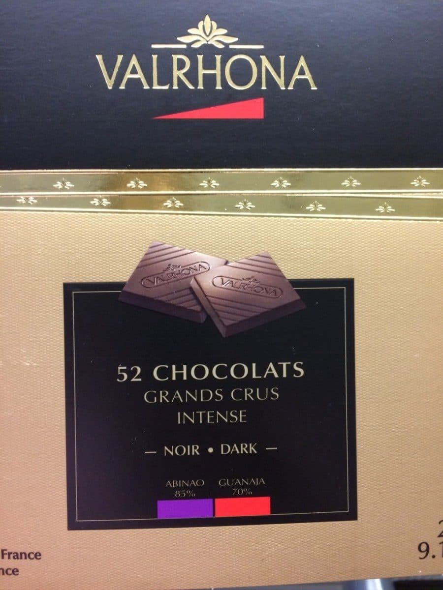 Valrhona 52 chocolats grands crus intense packshot