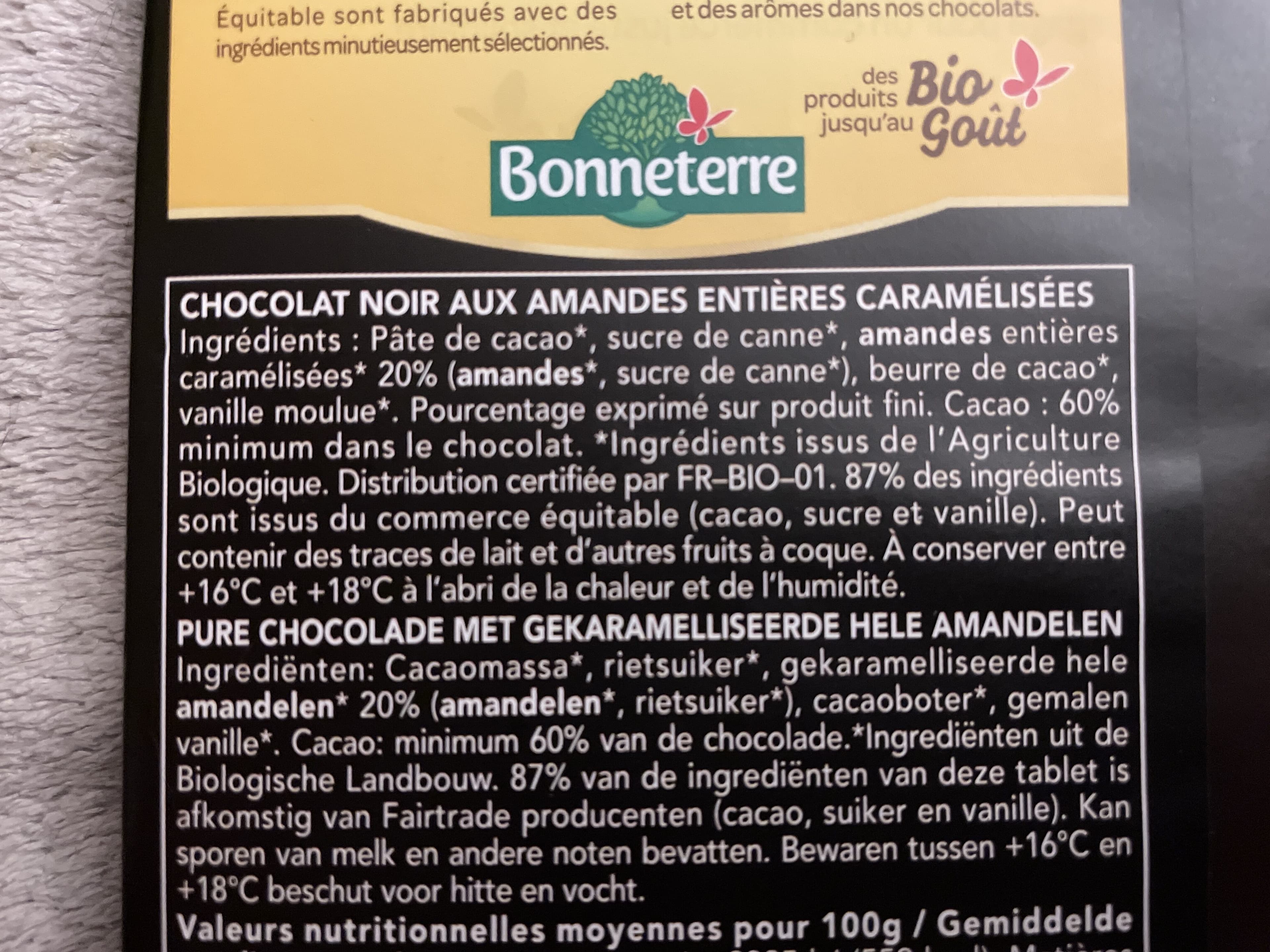 Bonneterre Chocolat noir amandes entières caramélisées packshot
