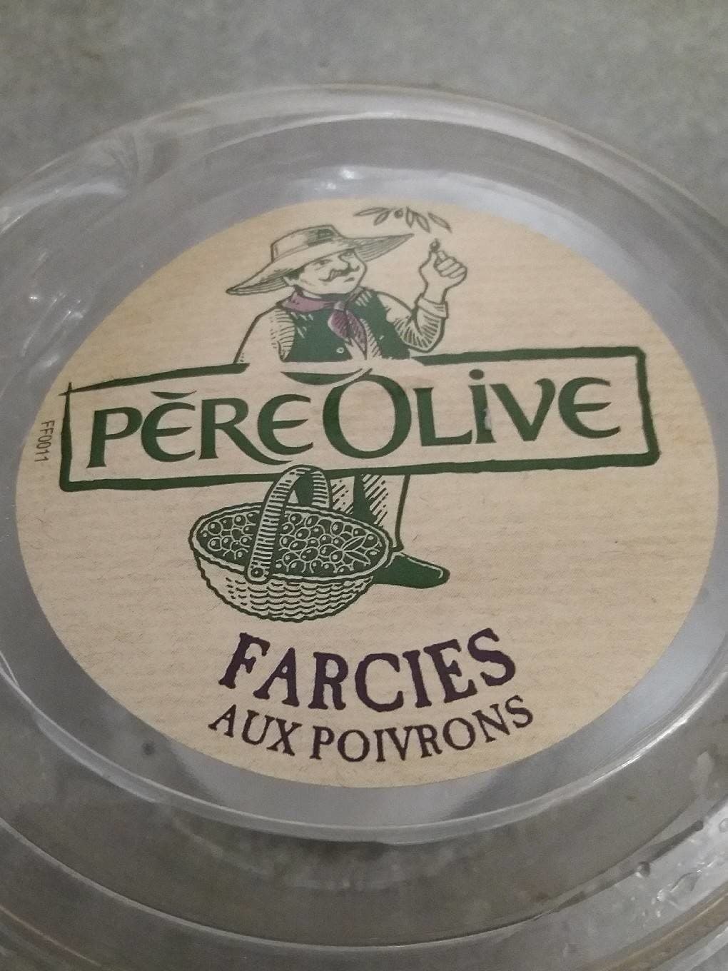 Père Olive Olives vertes denoyautées farcies a la pâte de poivron packshot