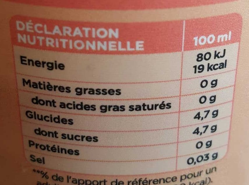 Lipton Thé infusé glacé parfum Pêche Blanche packshot