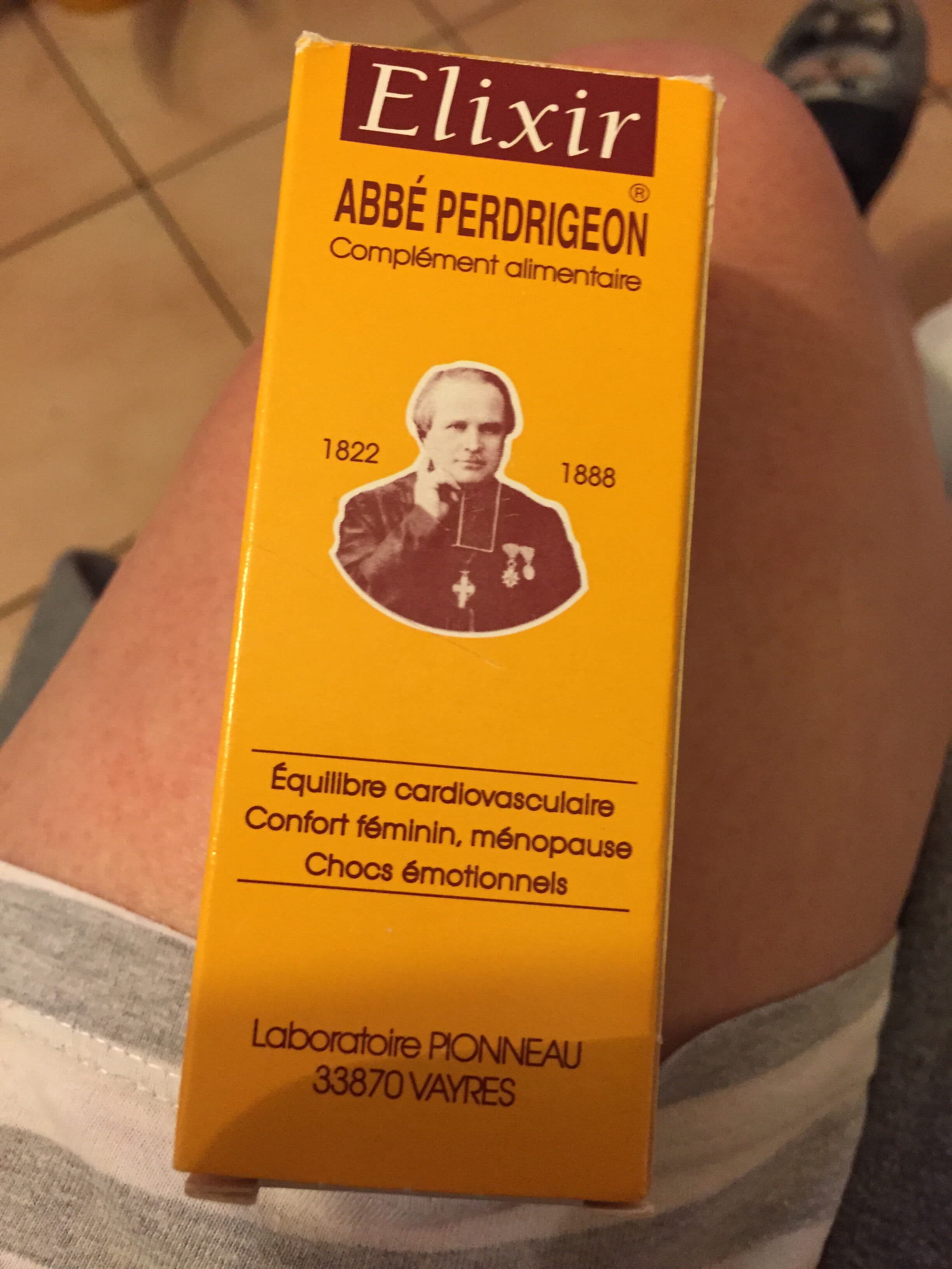 Open Food Facts Elixir De L'abbé Perdrigeon - Flacon De l'abbé PERDRIGEON packshot