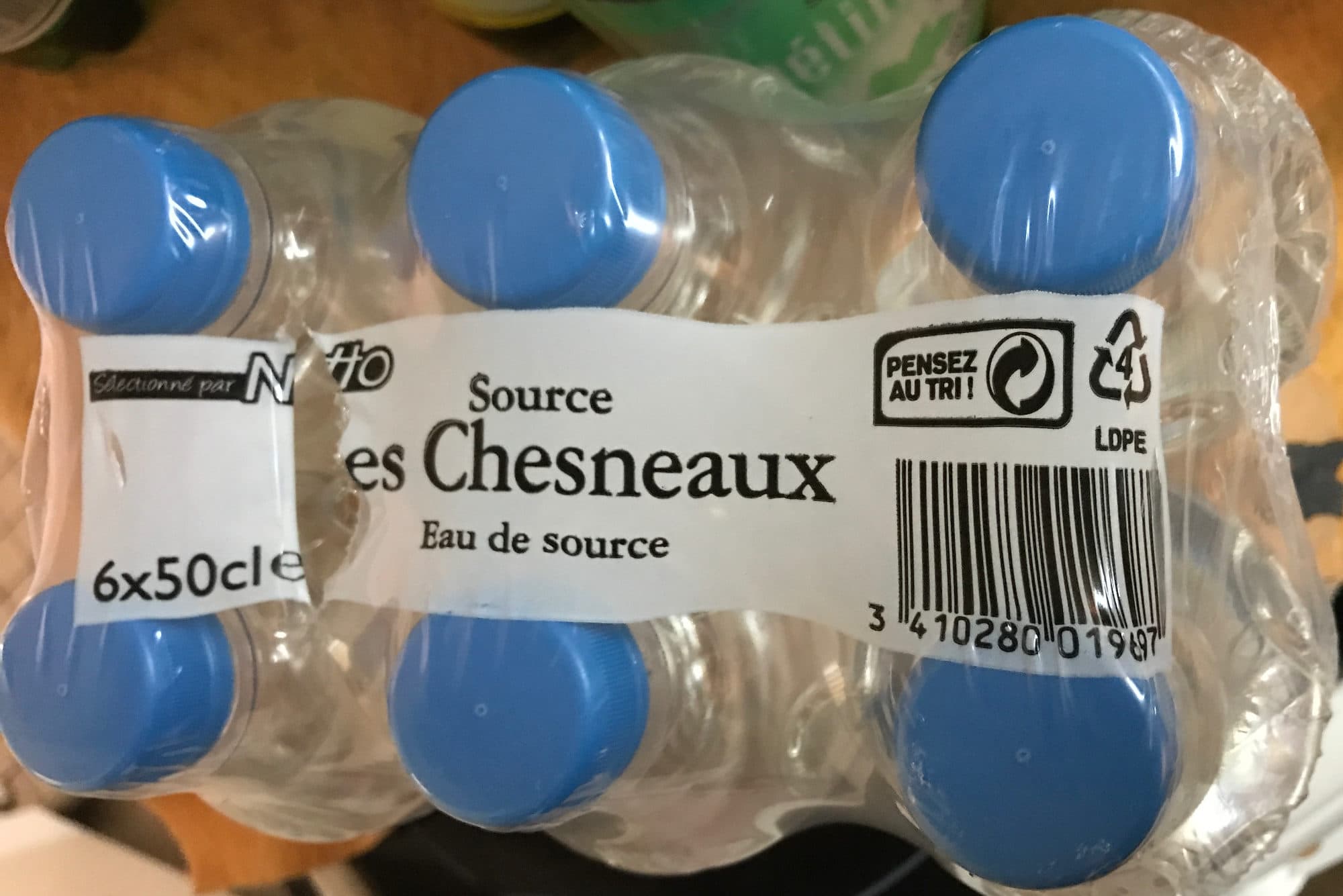 Netto Eau de source packshot