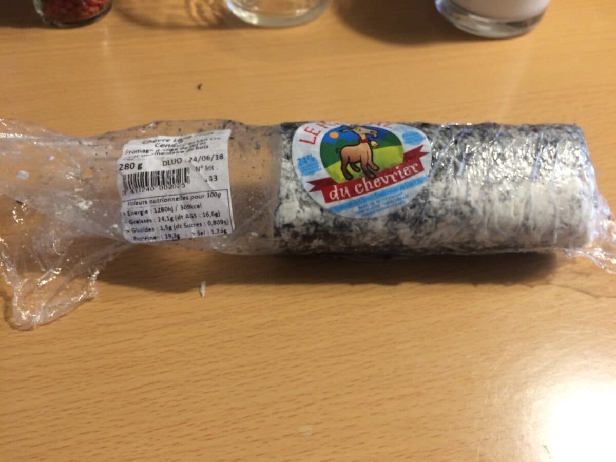 Open Food Facts Chevre long cendré packshot