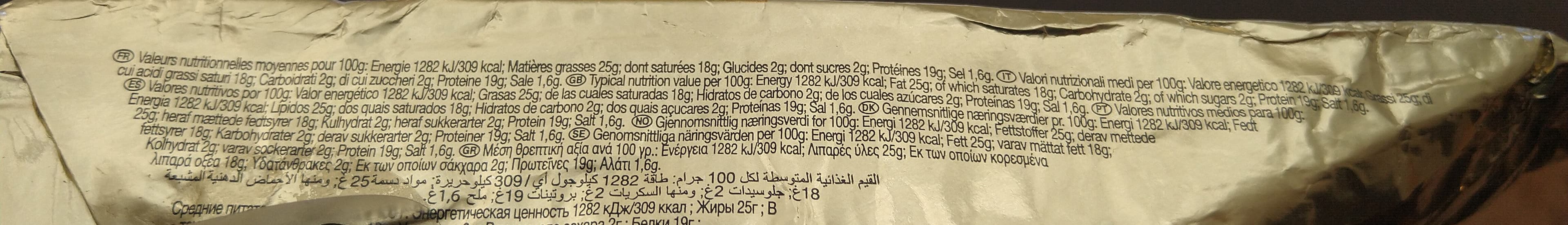 Paysan Breton Le Brie au lait pasteurisé packshot
