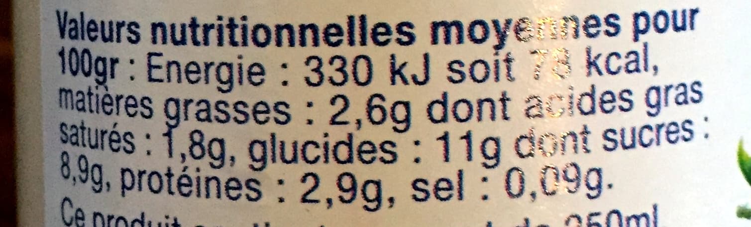 Ferme Collet yaourt à boire au lait entier fraise packshot