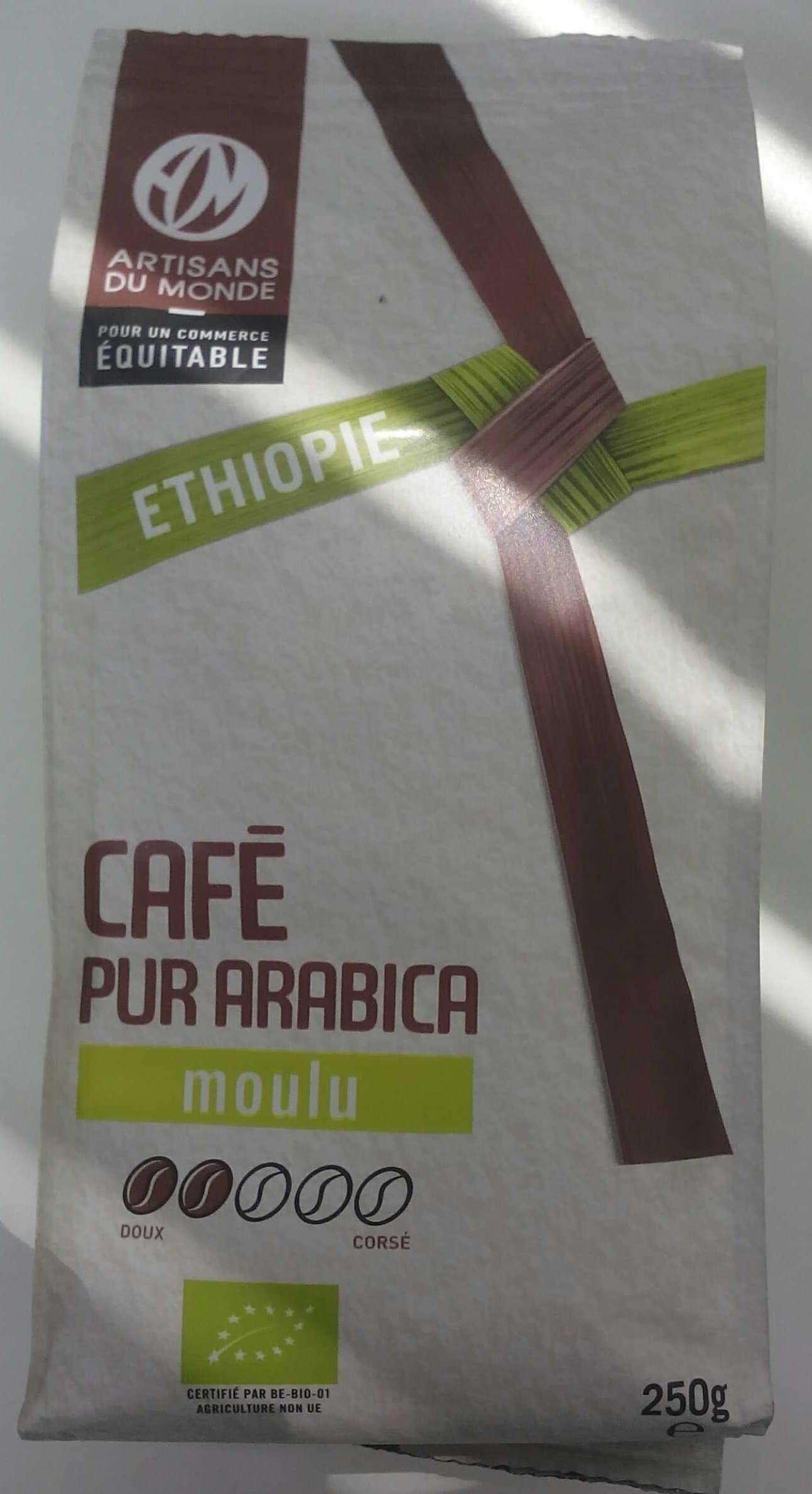 Artisans du Monde Café pur arabica moulu packshot
