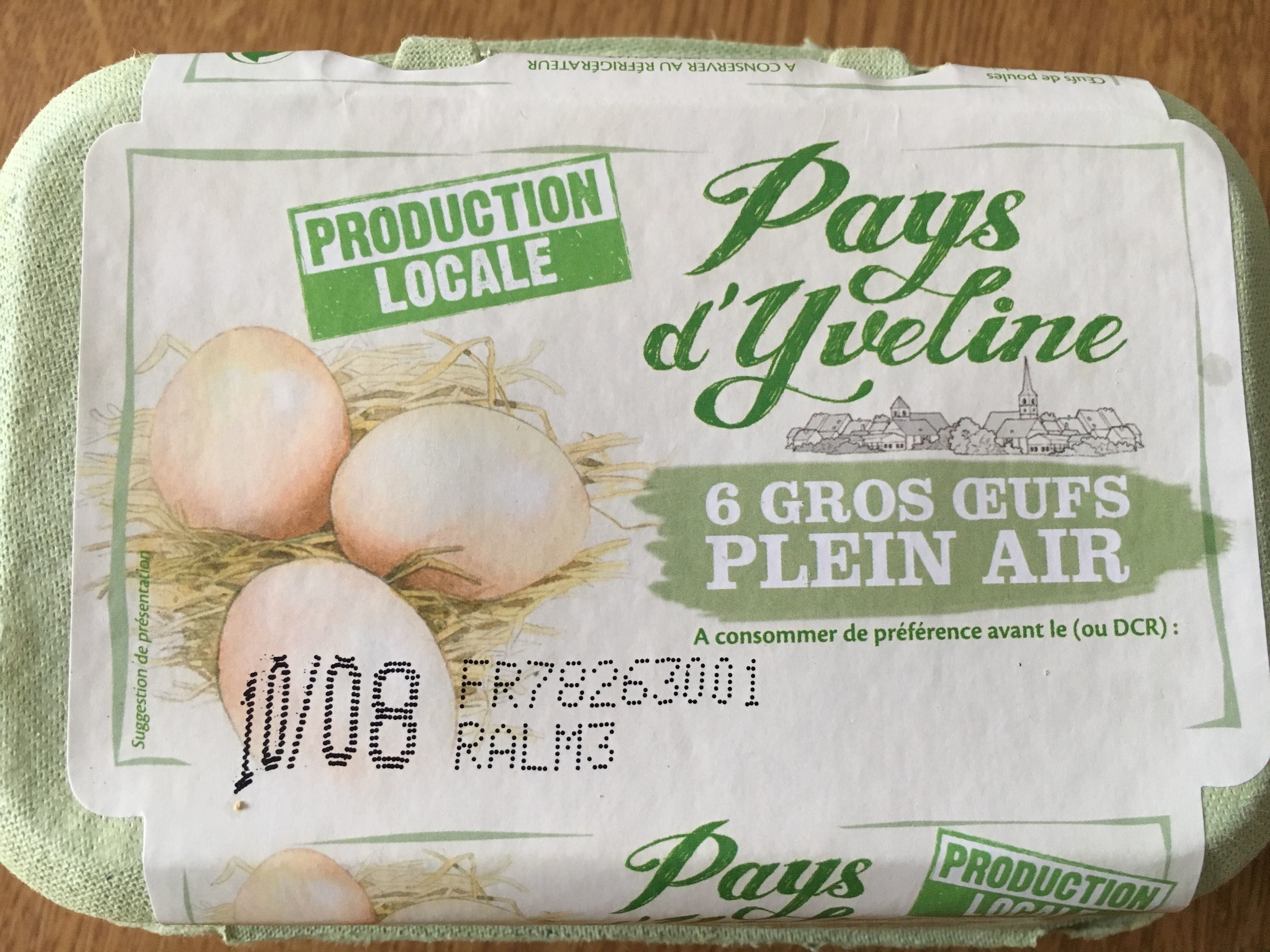 Pays d'Yveline Oeufs de poule élevée pays d'Yvelines plein air calibre gros packshot