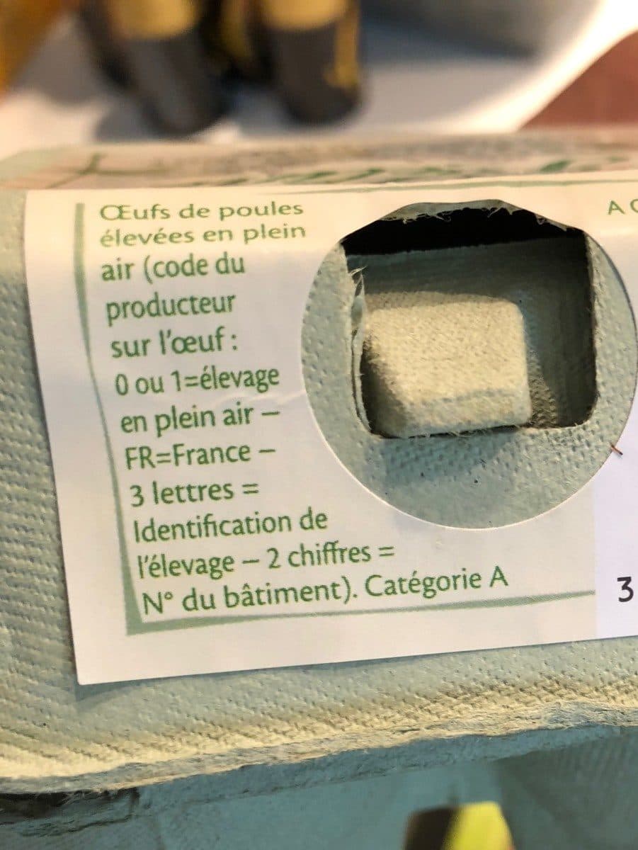 Pays d'Yveline Oeufs de poule élevée pays d'Yvelines plein air calibre gros packshot