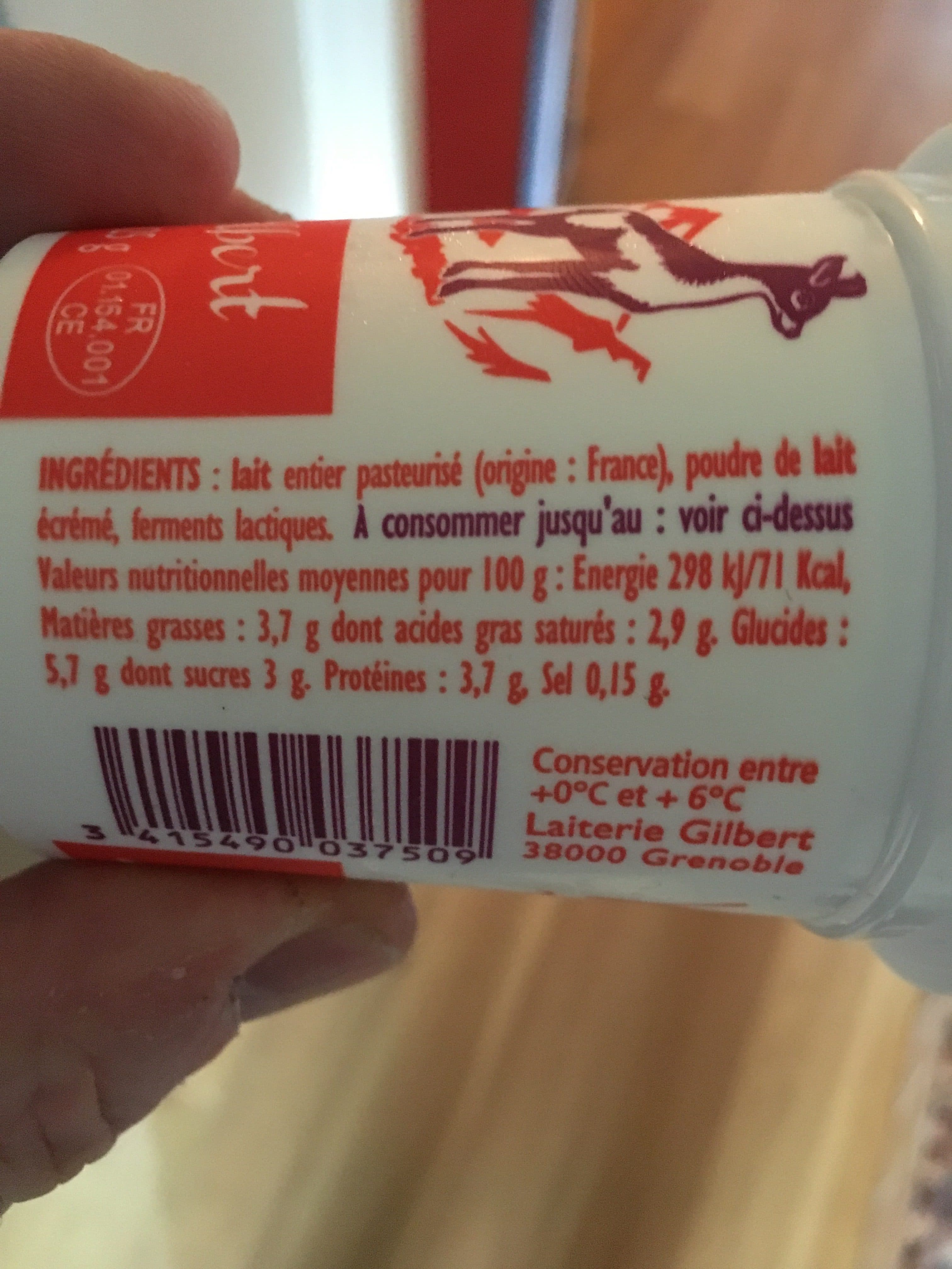 Laiterie Gilbert Yaourt nature packshot