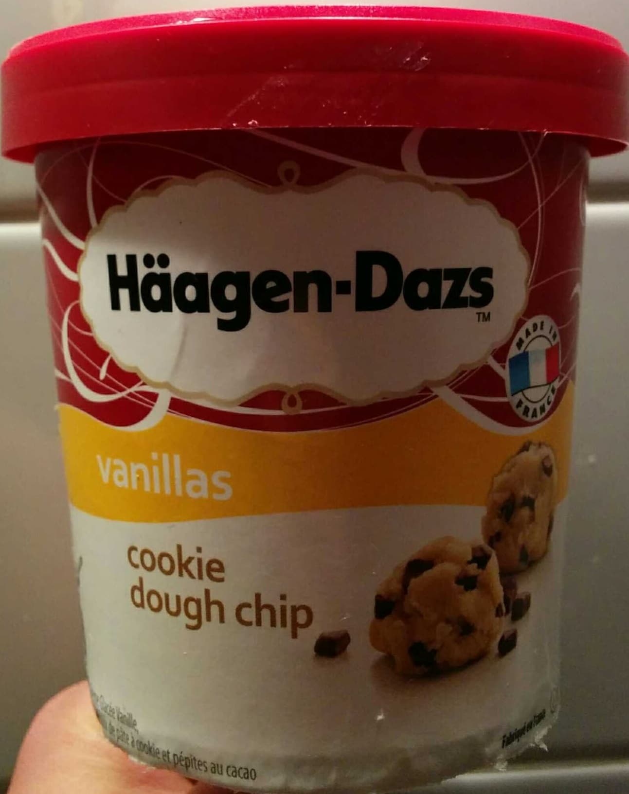 Häagen-Dazs Cookie dough chip packshot