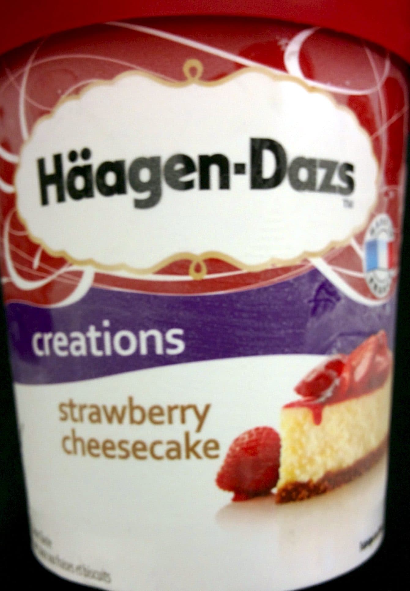 Häagen-Dazs Creations Strawberry Cheesecake packshot
