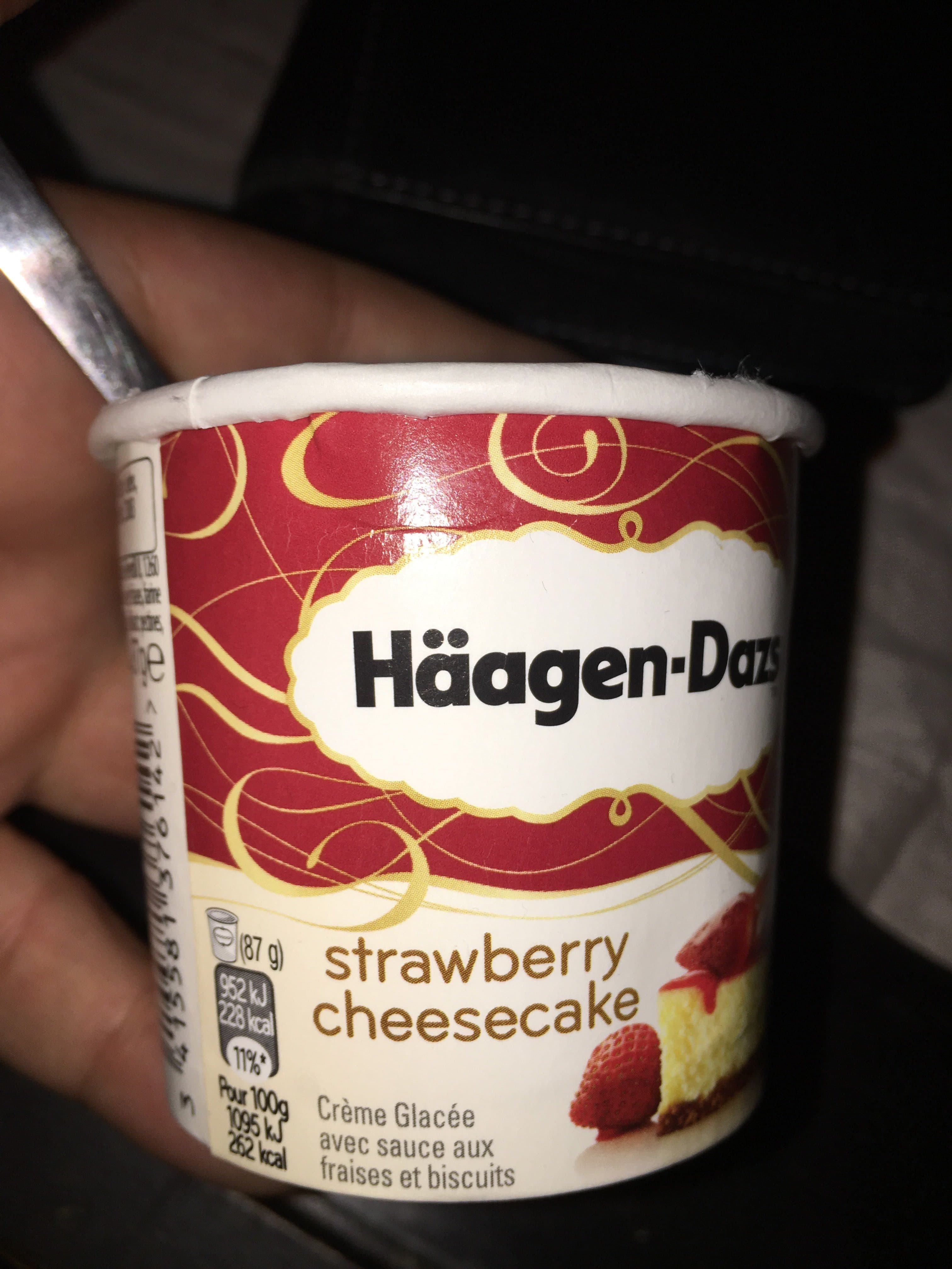 General Mills Strawberry Cheesecake packshot