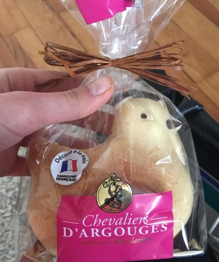 Chevaliers d'Argouges Poule au Chocolat Blanc packshot