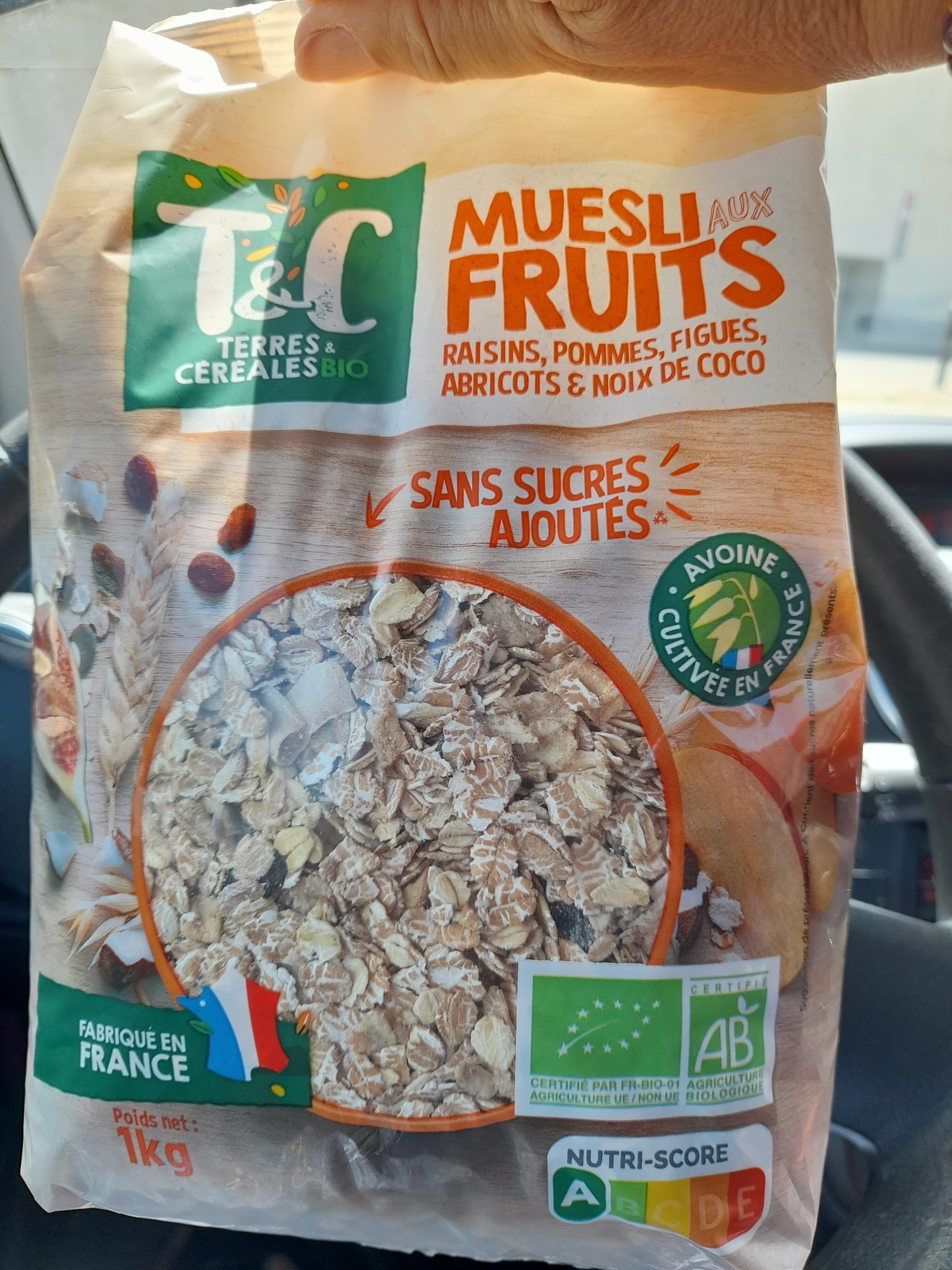 T&C Terres & Cereales BIO Muesli aux fruits packshot