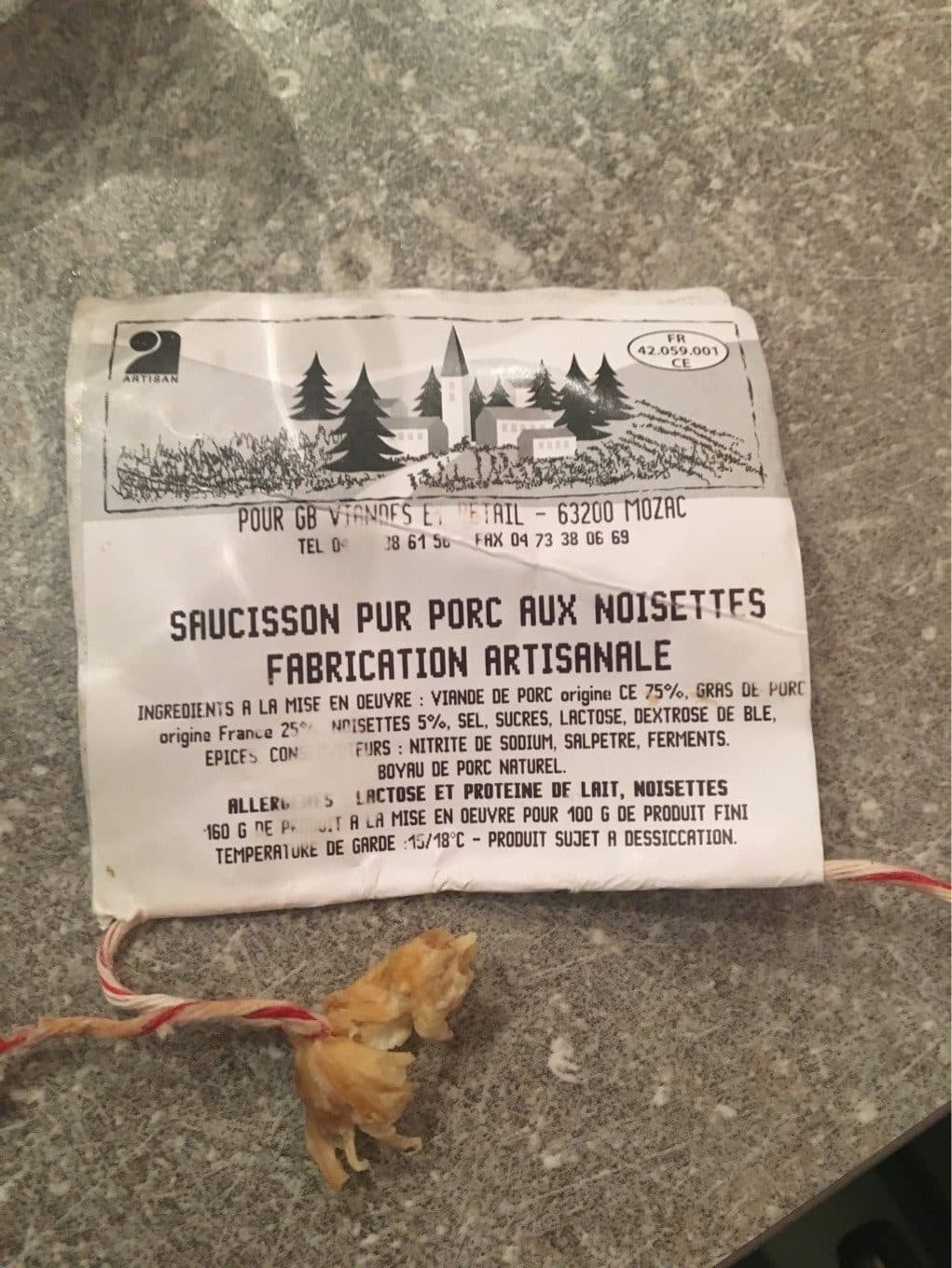 Artisanale Saucisson pur porc aux noisettes packshot