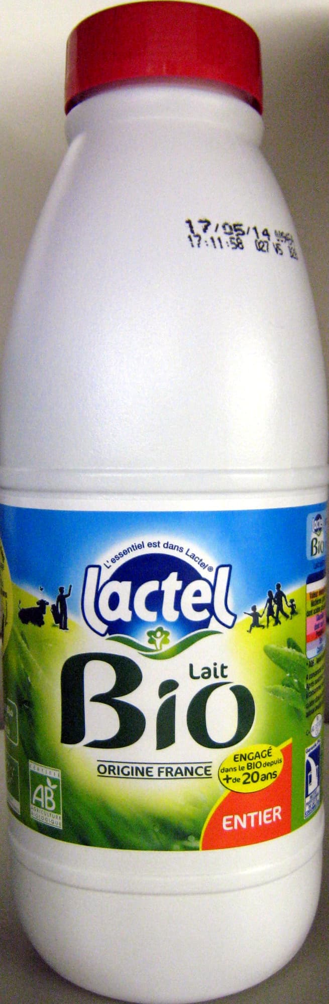 Lactel Lait Bio Engagé Entier packshot