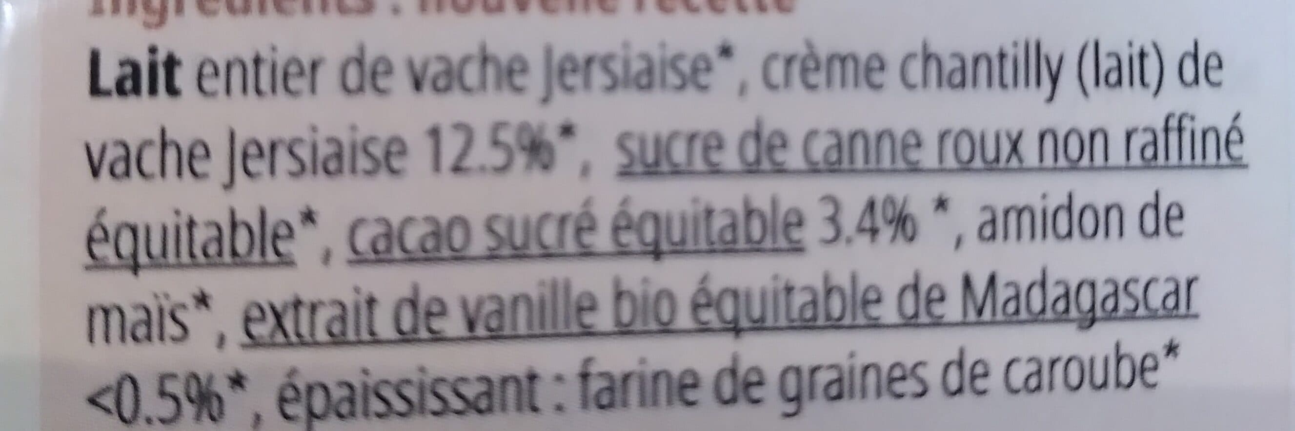 Bernard Gaborit Choconeige, crème dessert chocolat surmontée de crème chantilly sans œufs packshot