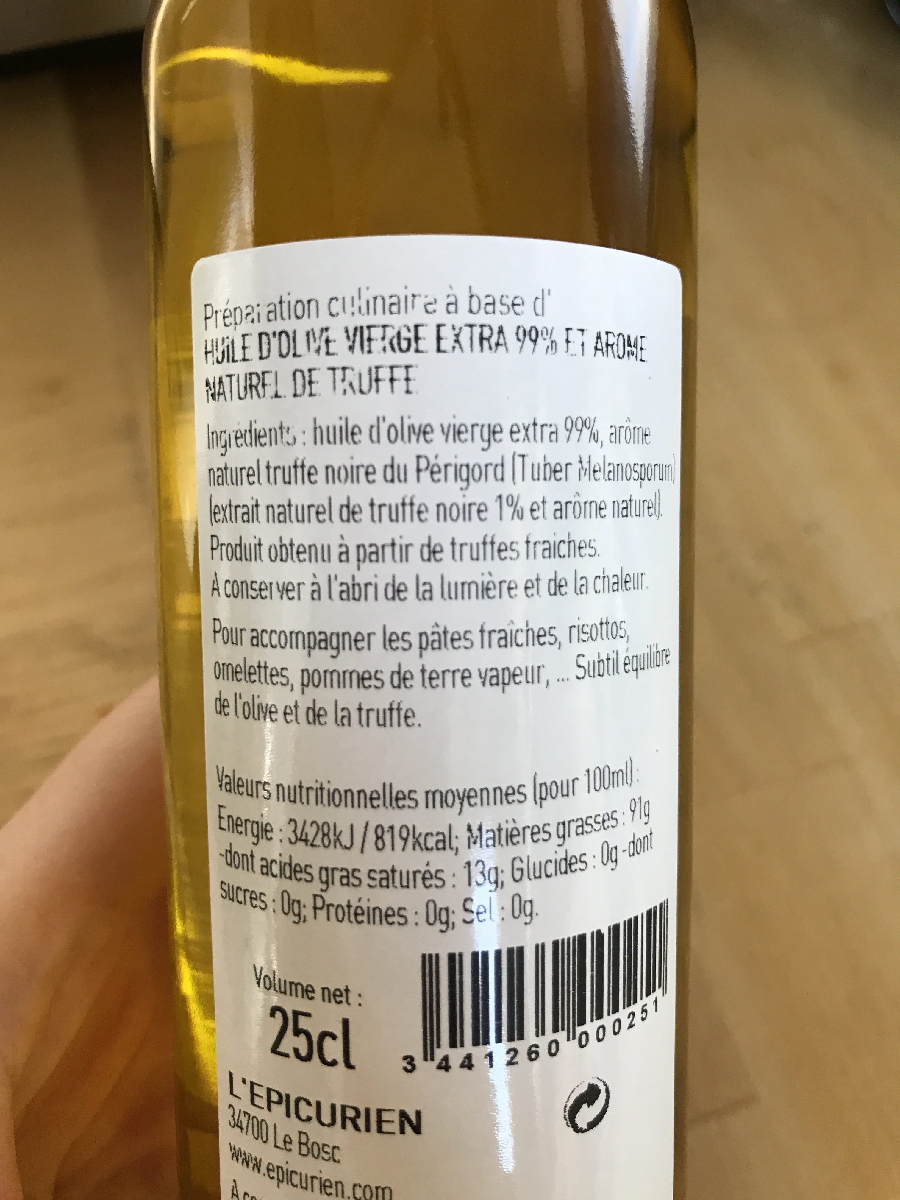 L’épicurien Huile d’olive & truffe noire packshot