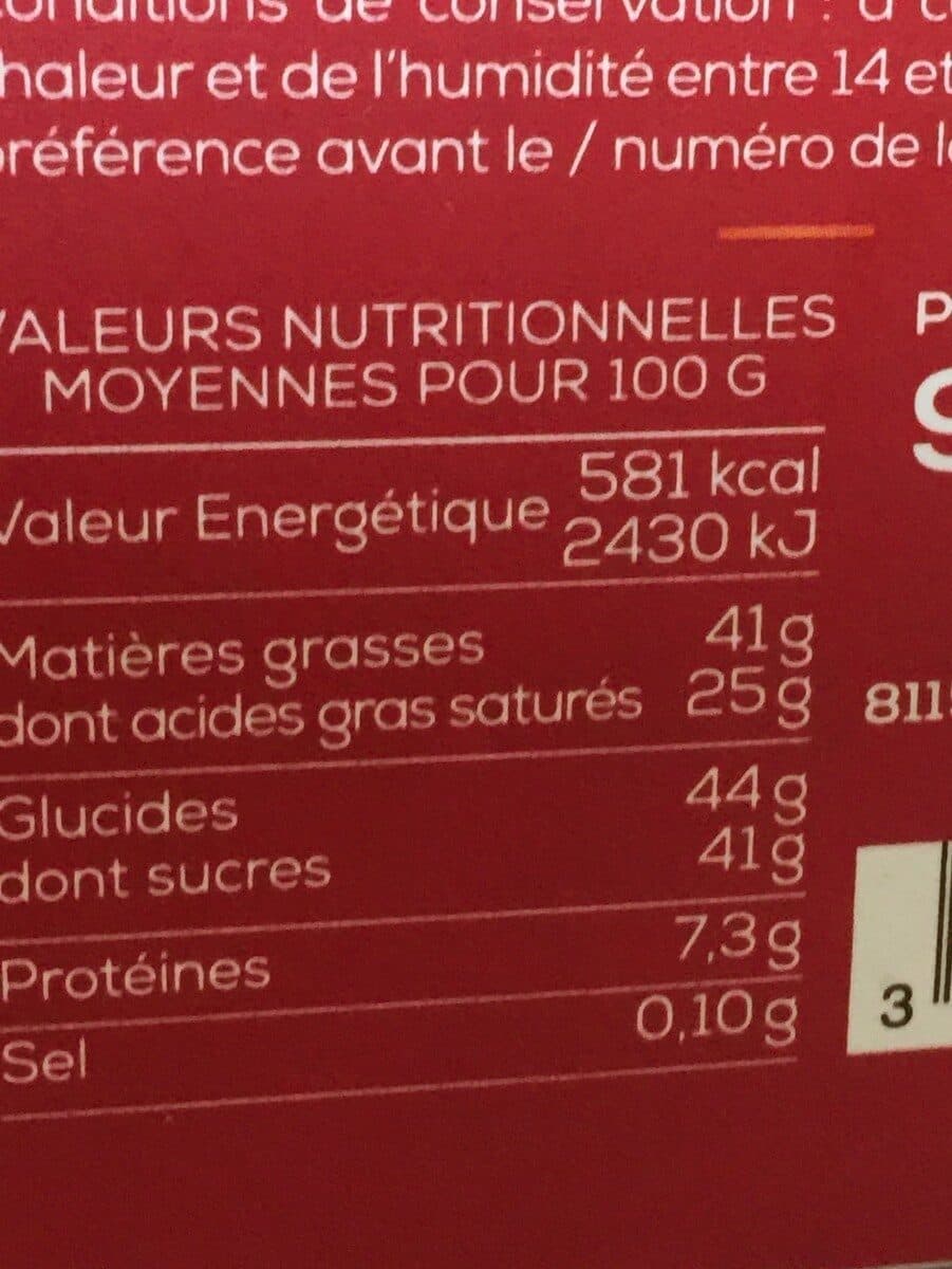 Yves Thuriès Marbré noir blanc poire packshot