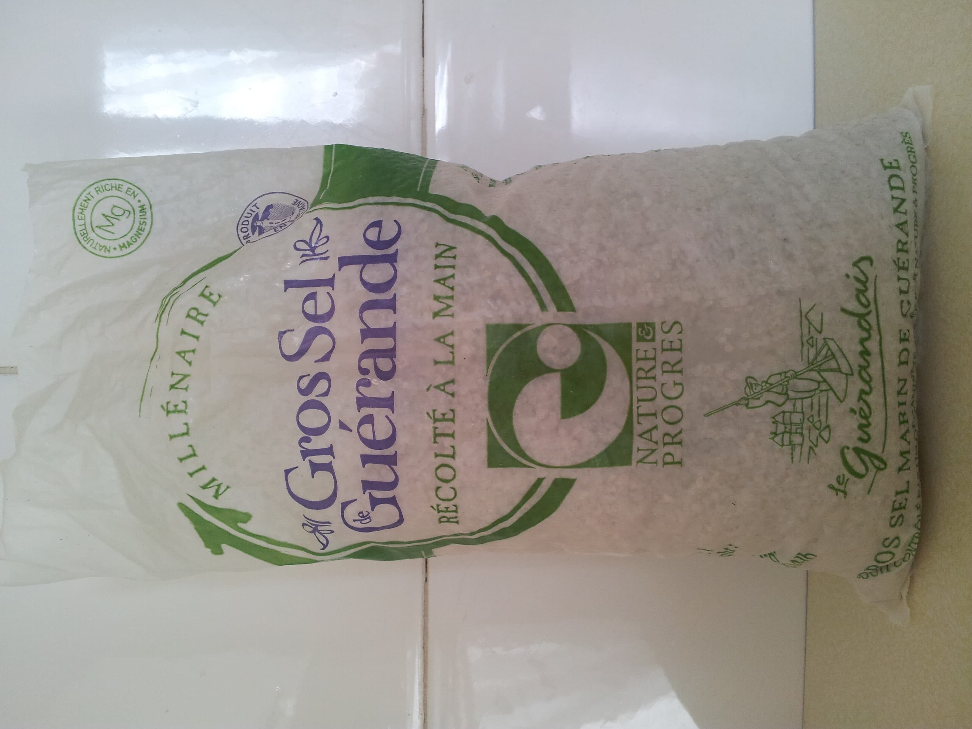 Millénaire Gros sel de Guérande récolté à la main packshot