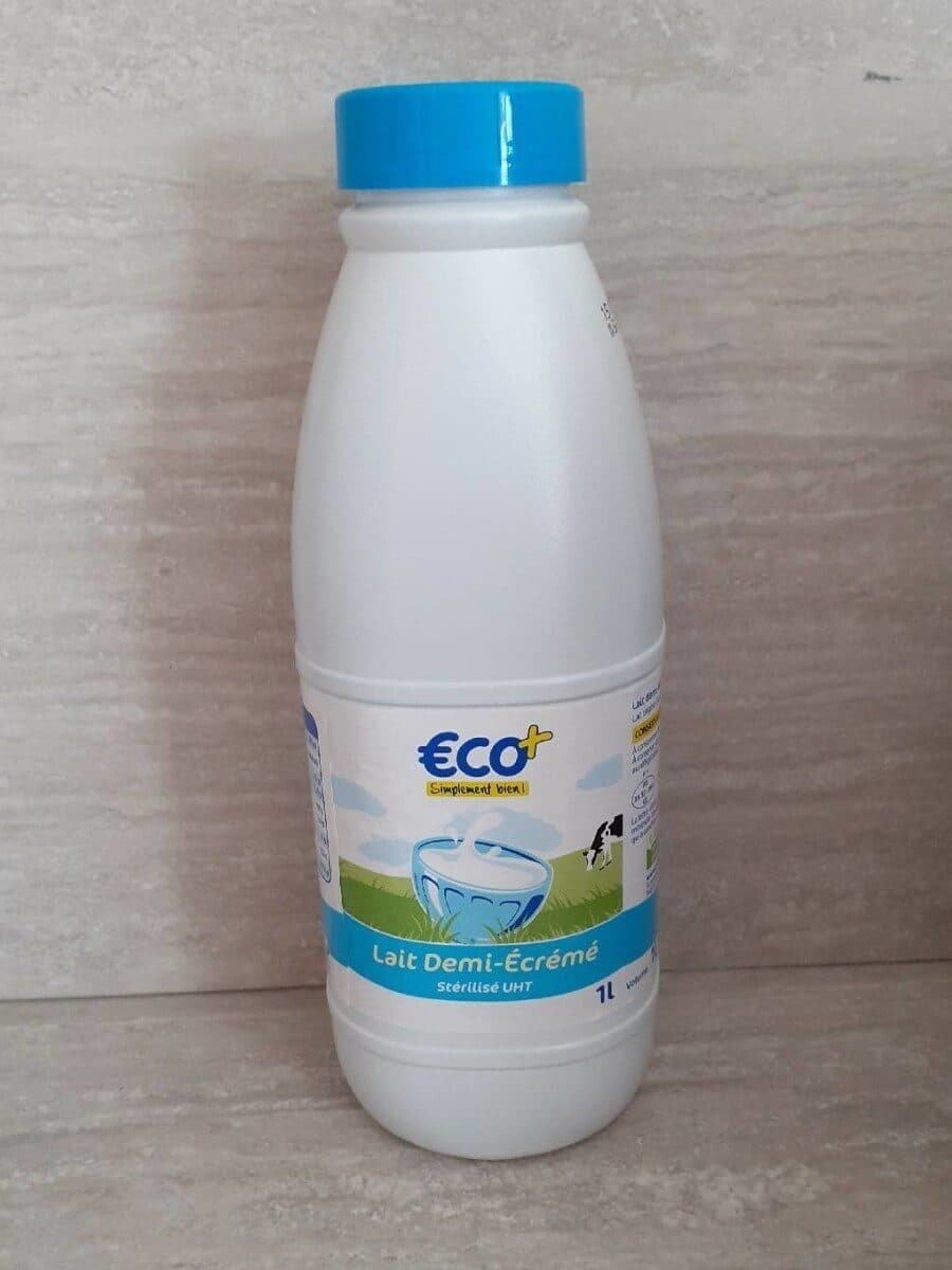 ECO+ Lait demi-écrémé stérilisé packshot