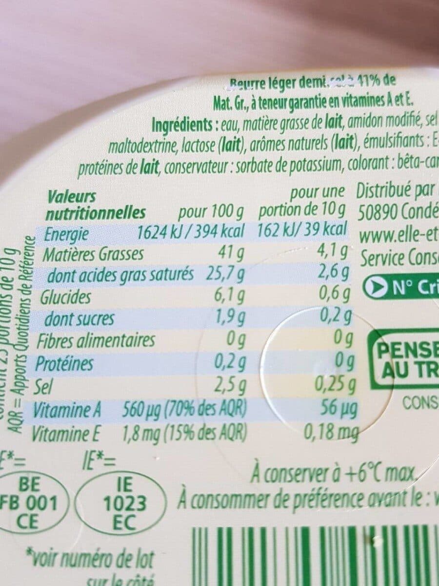 Elle & Vire Beurre demi-sel léger 41% packshot