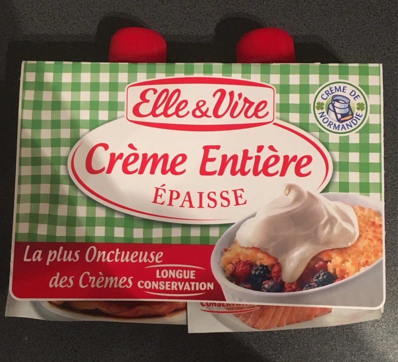 Elle & Vire Crème entière épaisse packshot