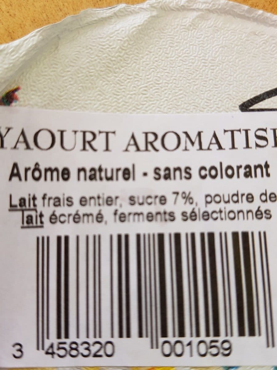 Yaourt fermier au lait entier Yaourt fermier au lait entier packshot