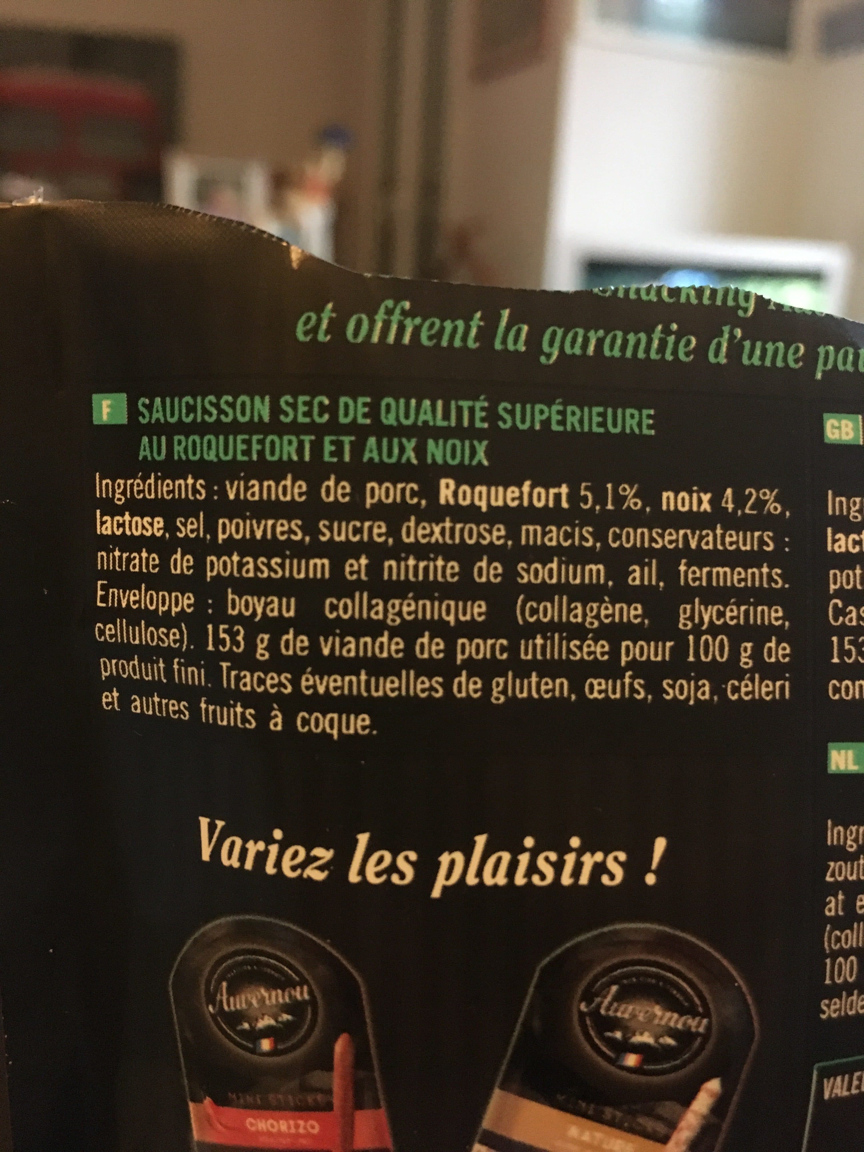 Auvernou Mini sticks roquefort et noix packshot
