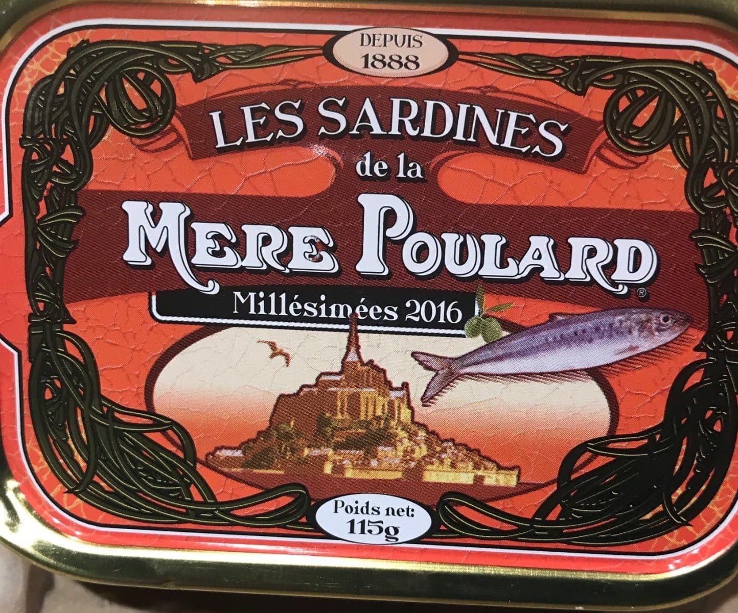 La Mère Poulard sardines packshot
