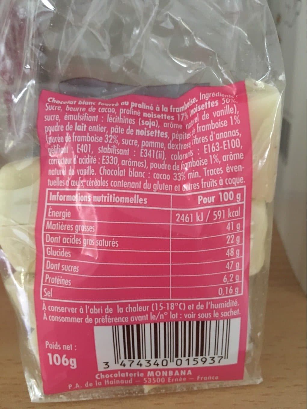 Monbana Palet gourmand chocolat blanc praliné coeur framboise packshot