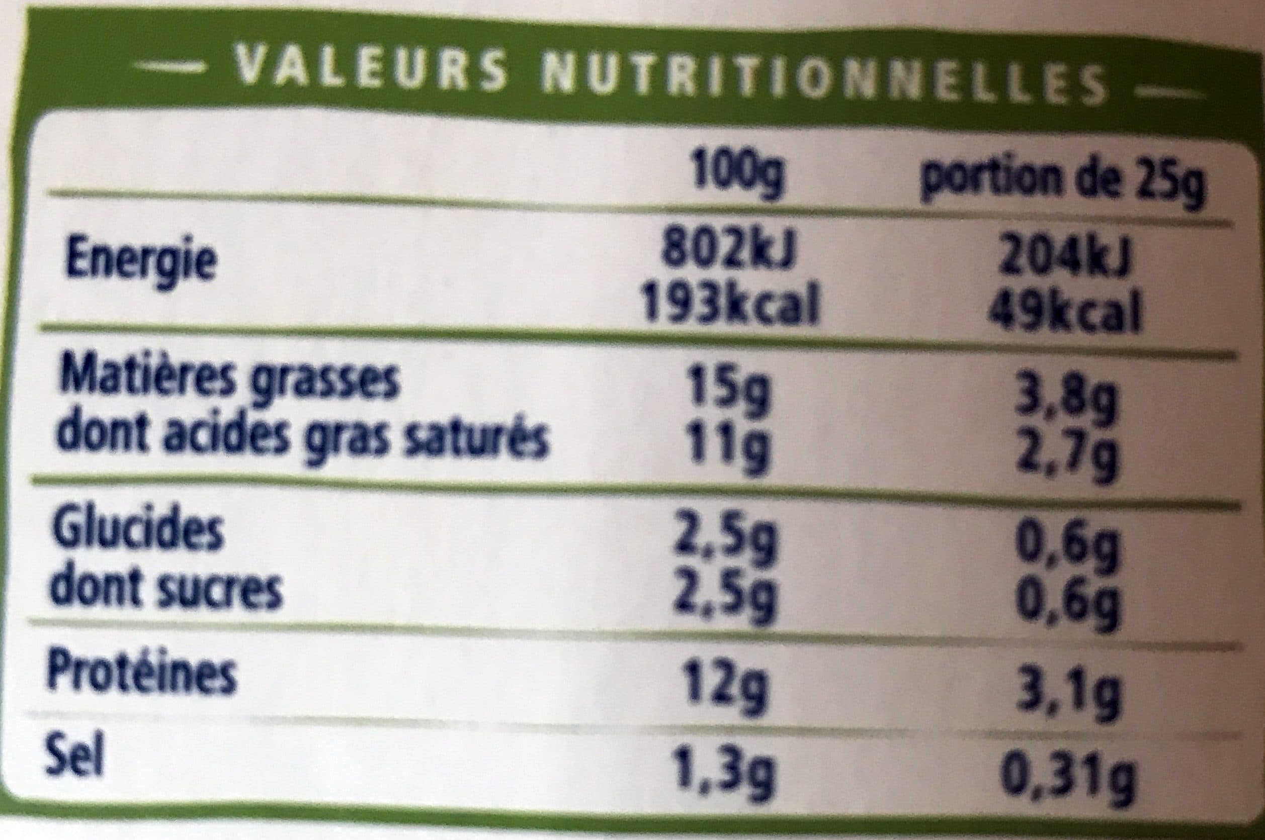 Elle & Vire Carré frais bio packshot
