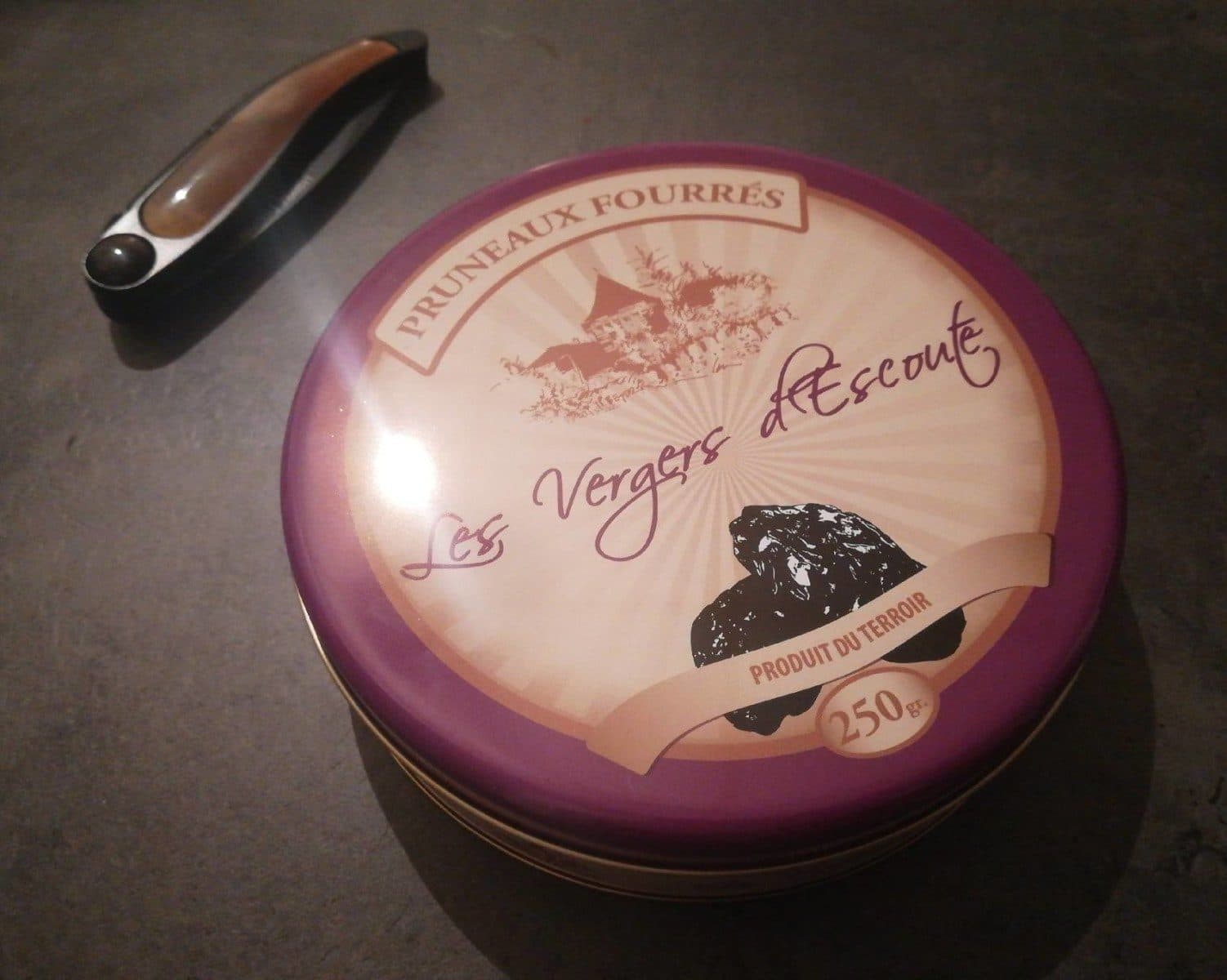Les Vergers d'Escoute Pruneaux fourrés packshot