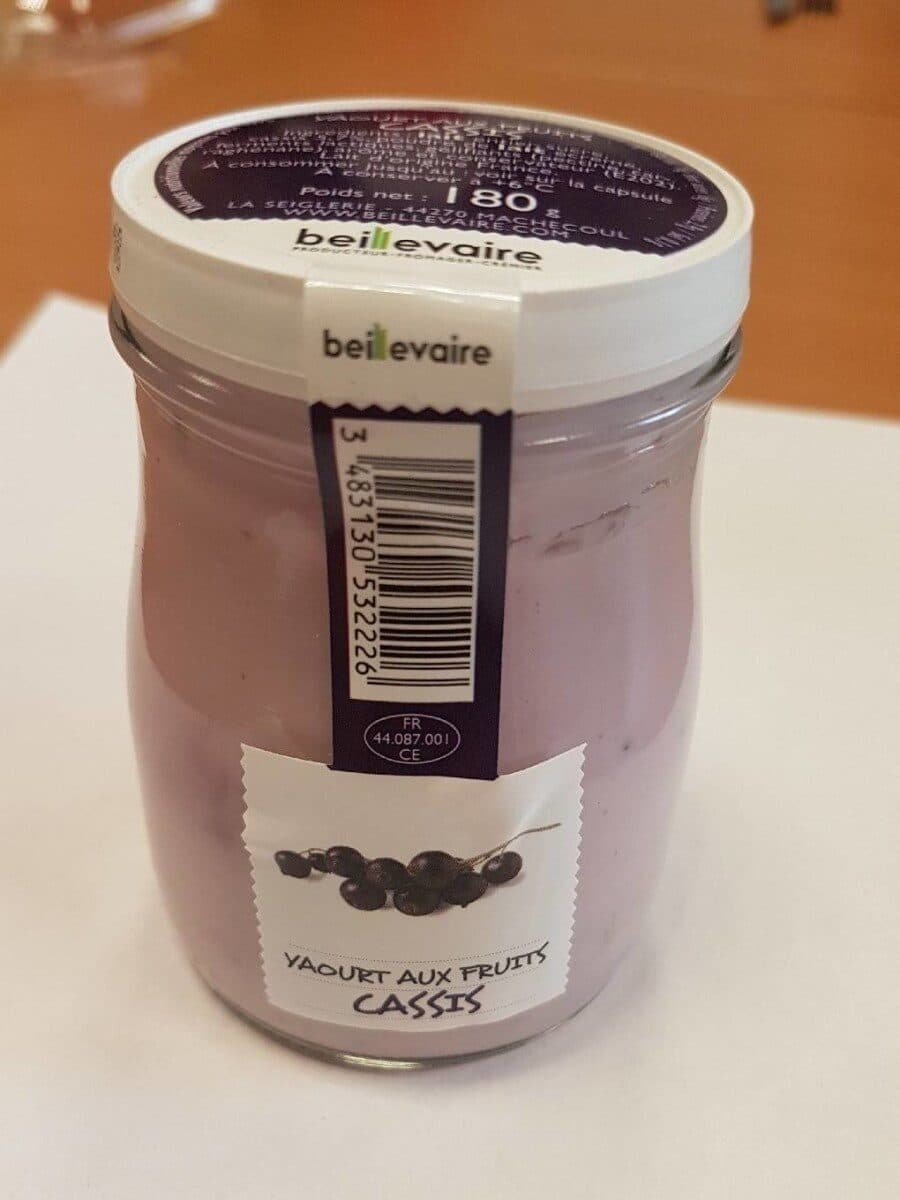 Beillevaire Yaourt sucré cassis packshot