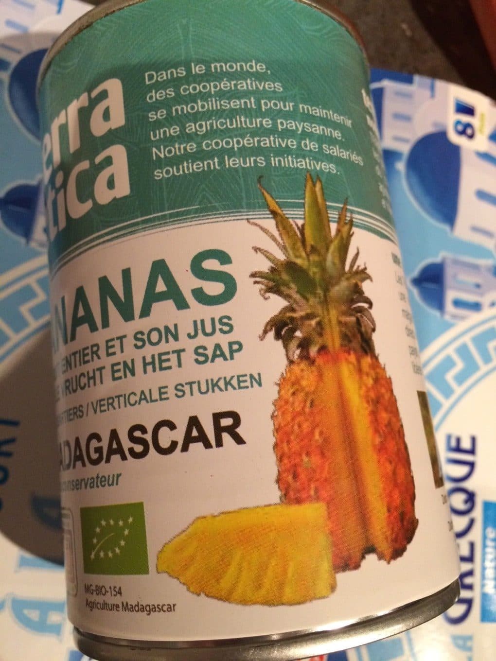 Terra Etica Ananas Fruit Entier Et Son Jus packshot