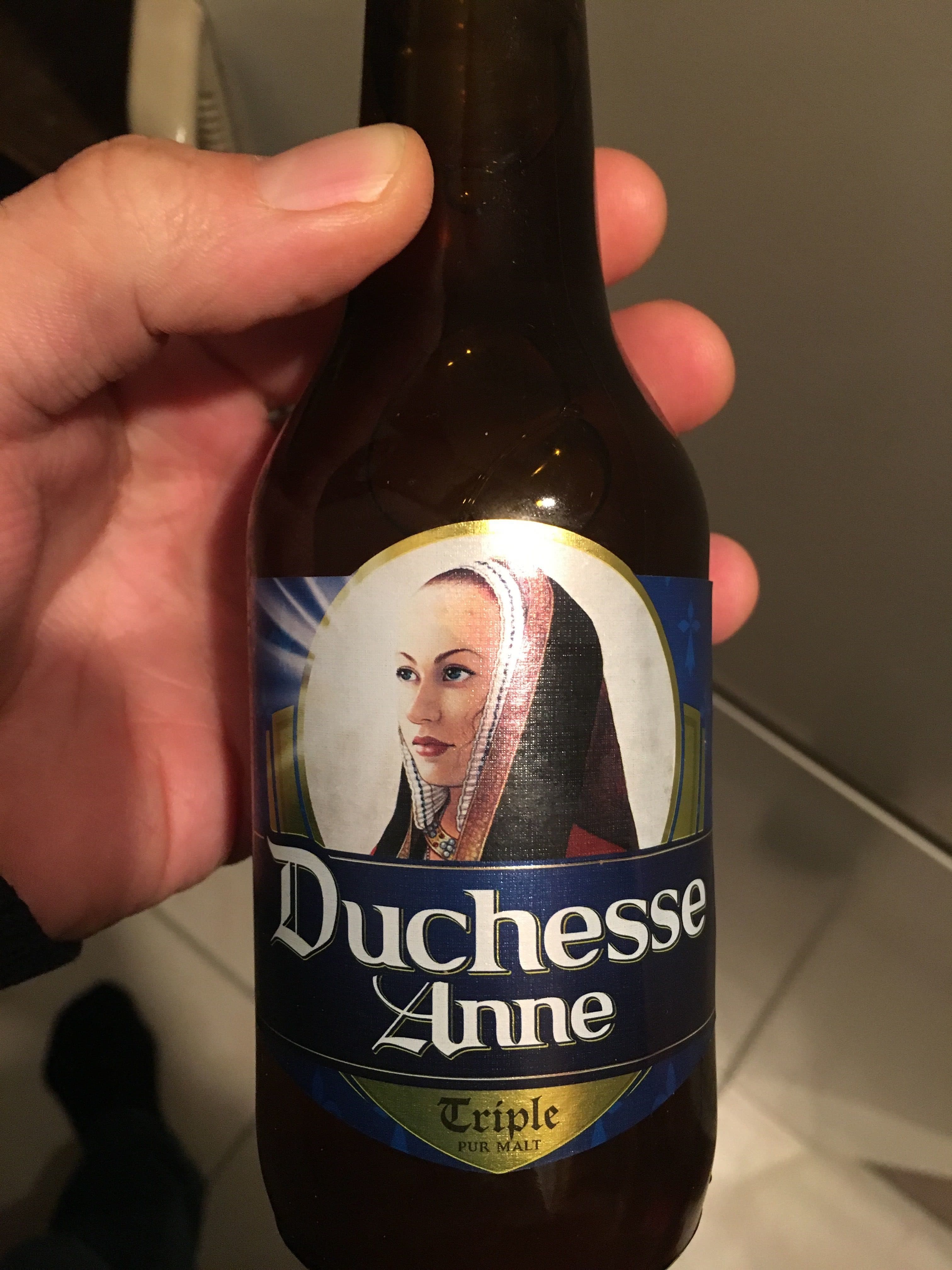 Duchesse Anne Triple packshot