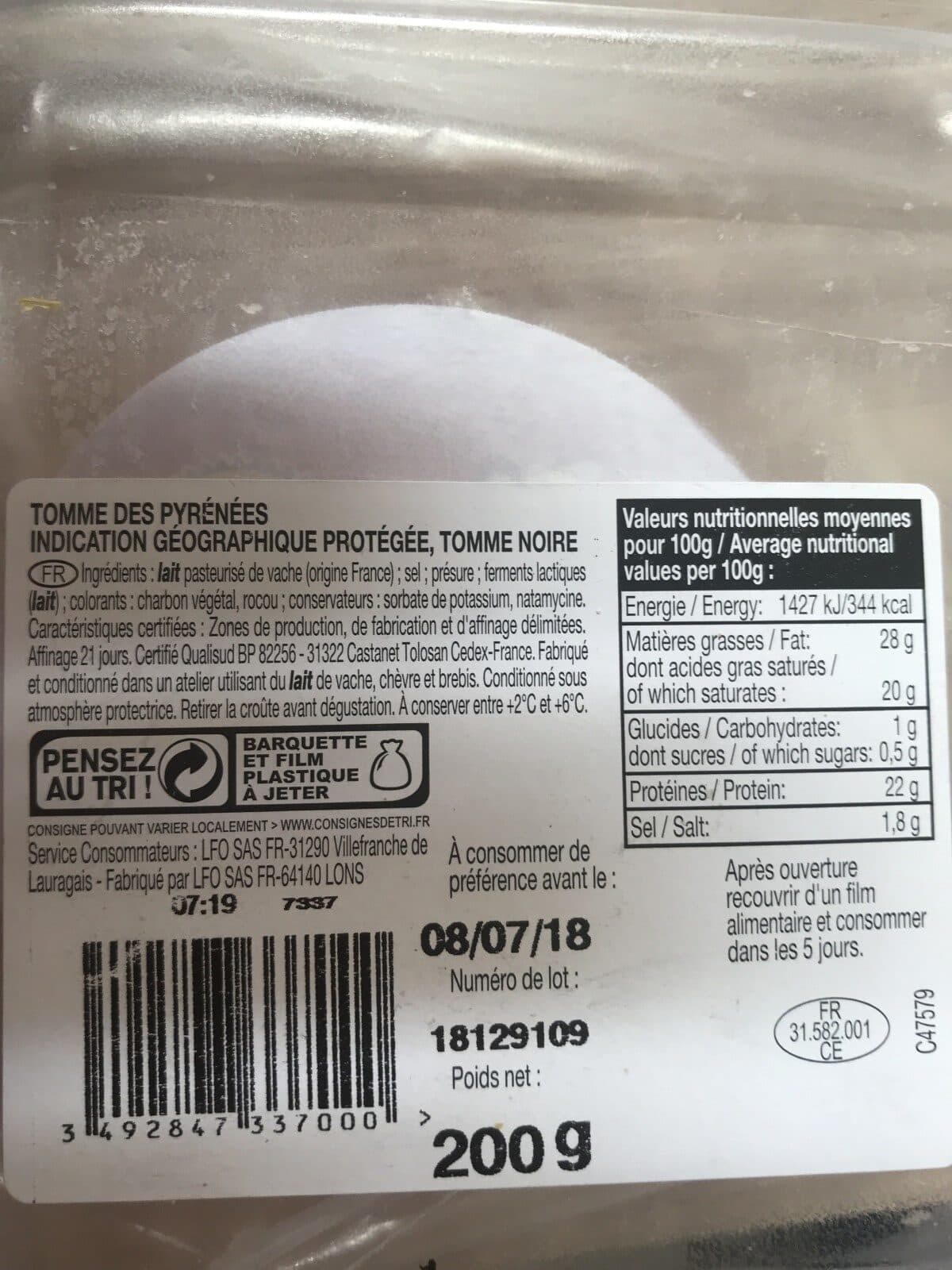 PYRÉNÉES ATLANTIQUES Tomme des Pyrénées packshot