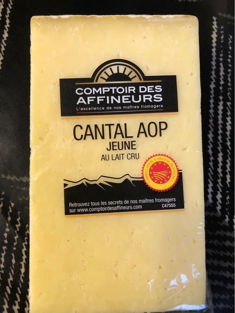 Les Fromagers Cantaliens Cantal AOP jeune packshot