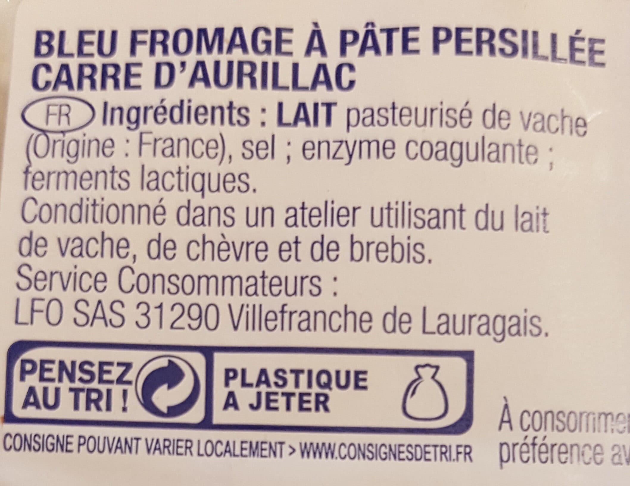 La fromagerie de Saint-Flour Carré d'Aurillac - Bleu fromage à pâte persillée packshot