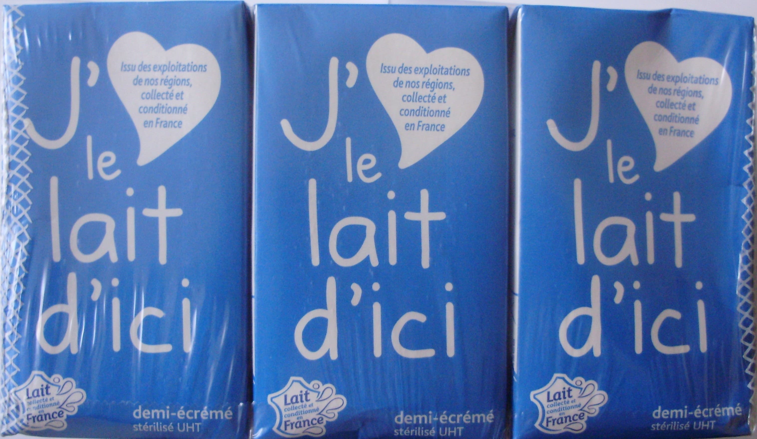 Le lait d'ici J'♥ le lait d'ici demi-écrémé stérilisé UHT packshot