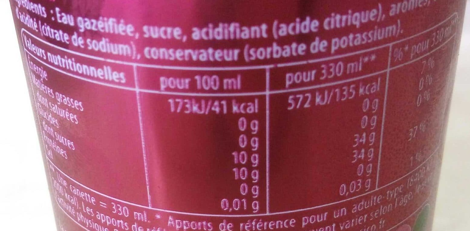7UP Boisson 7up goût cerise packshot