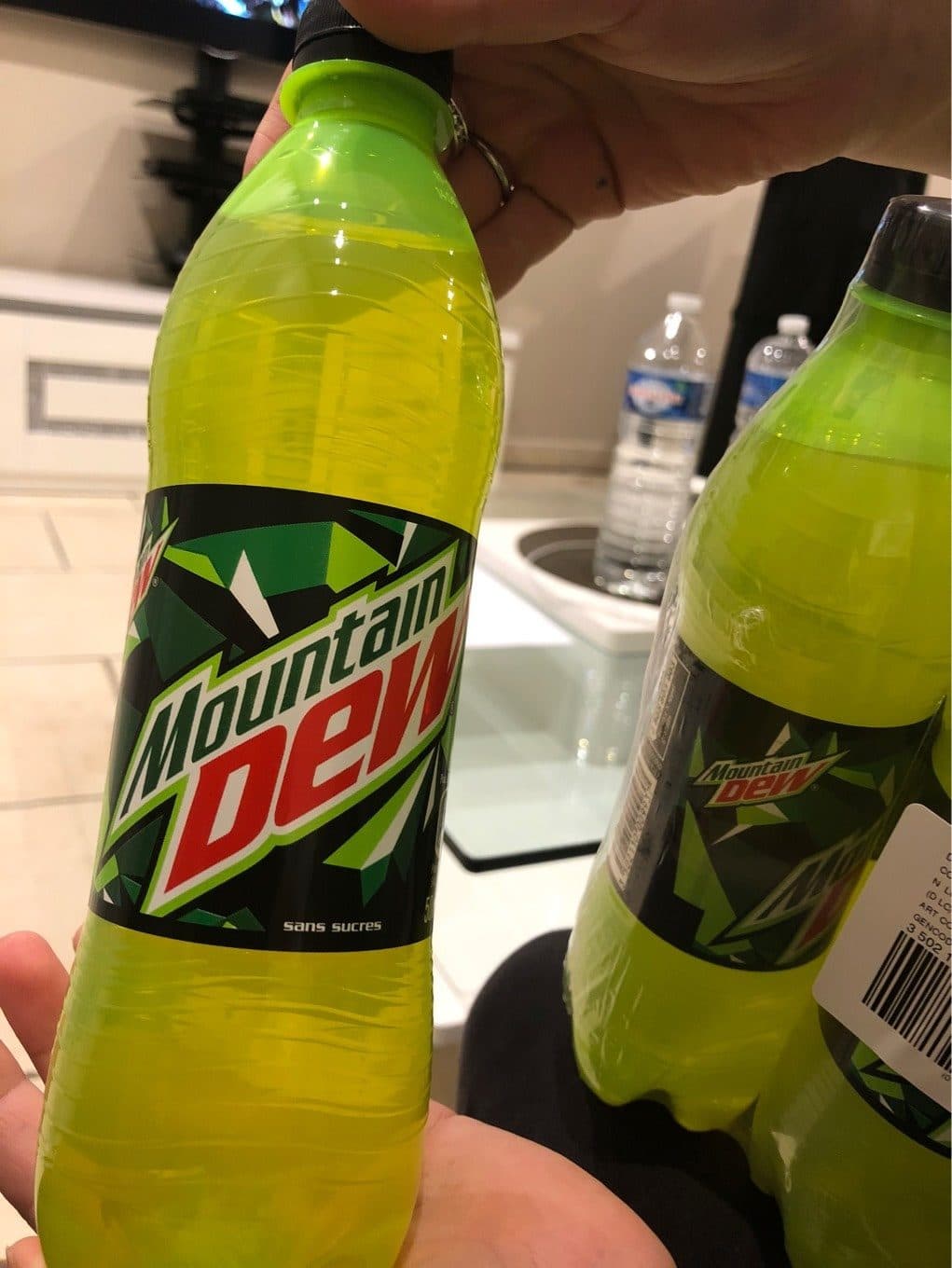 Montain DEW Mountain DEW packshot