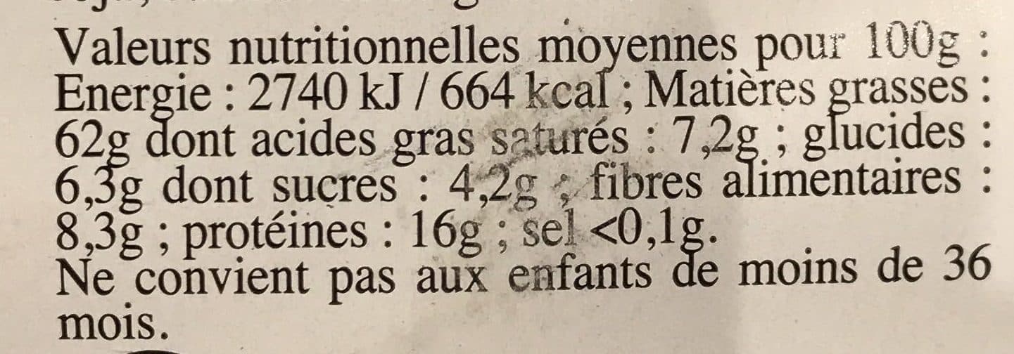 Maître Prunille Theo packshot