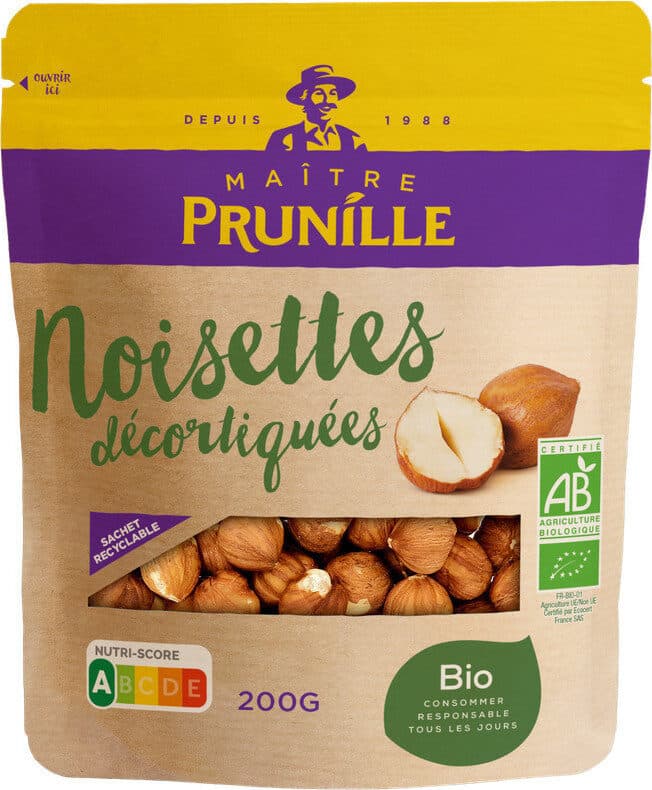 Maître Prunille Noisettes décortiquées bio packshot