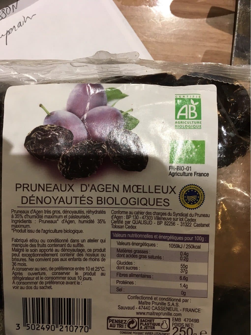 Maître Prunille Pruneaux d’agen moelleux dénoyautés biologiques packshot