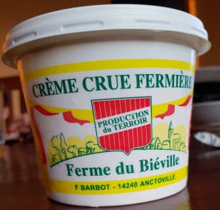 ferme du bieville Crème crue fermière packshot