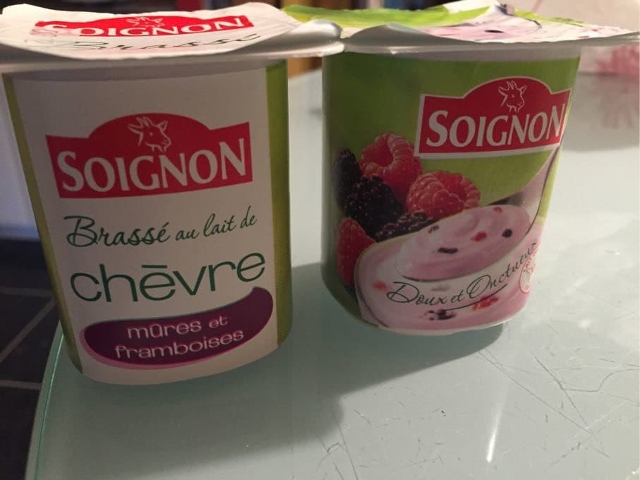 Soignon Brassé au lait de chèvre mûres et framboises packshot