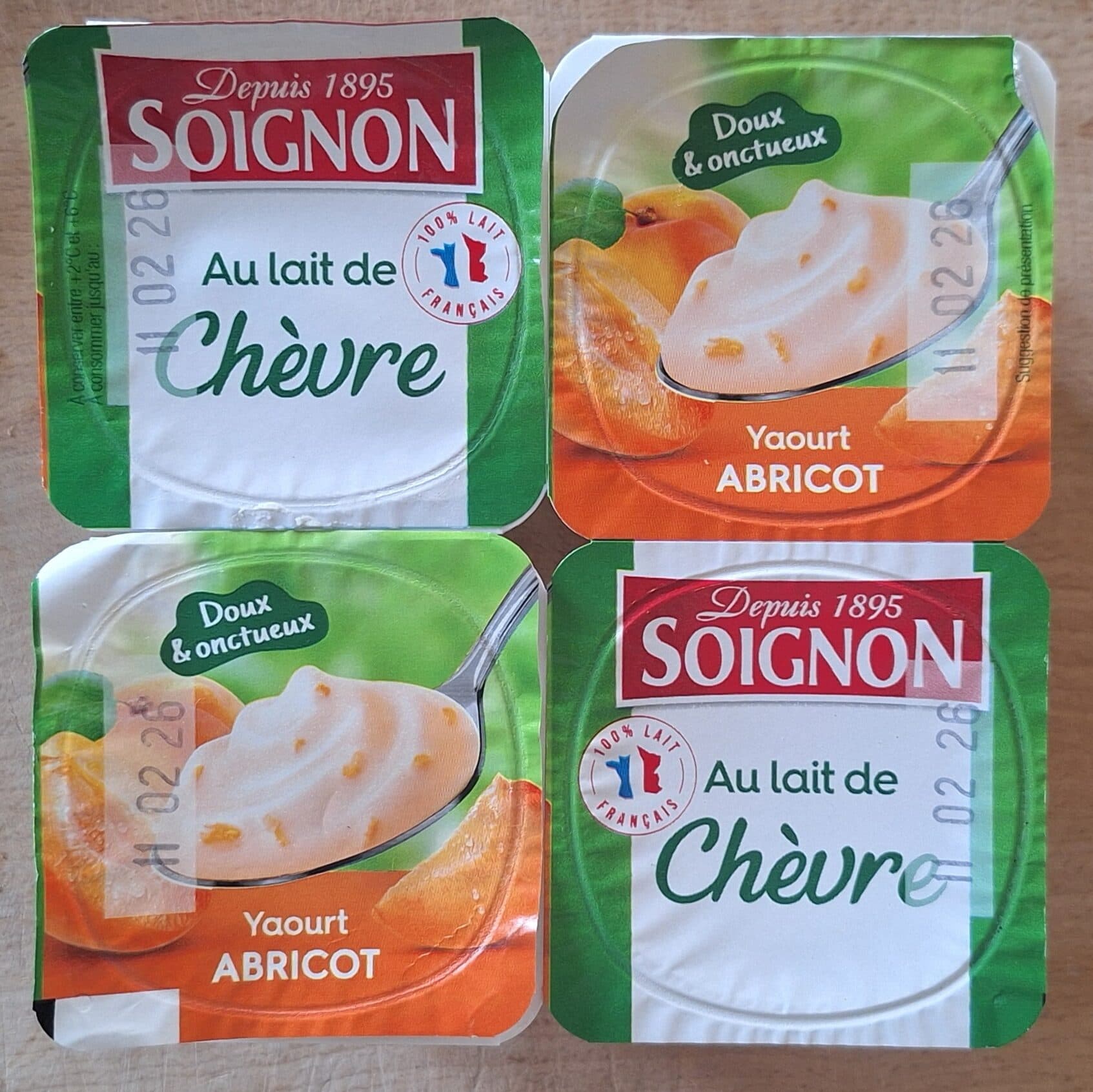Soignon Brassé au lait de chevre abricot packshot