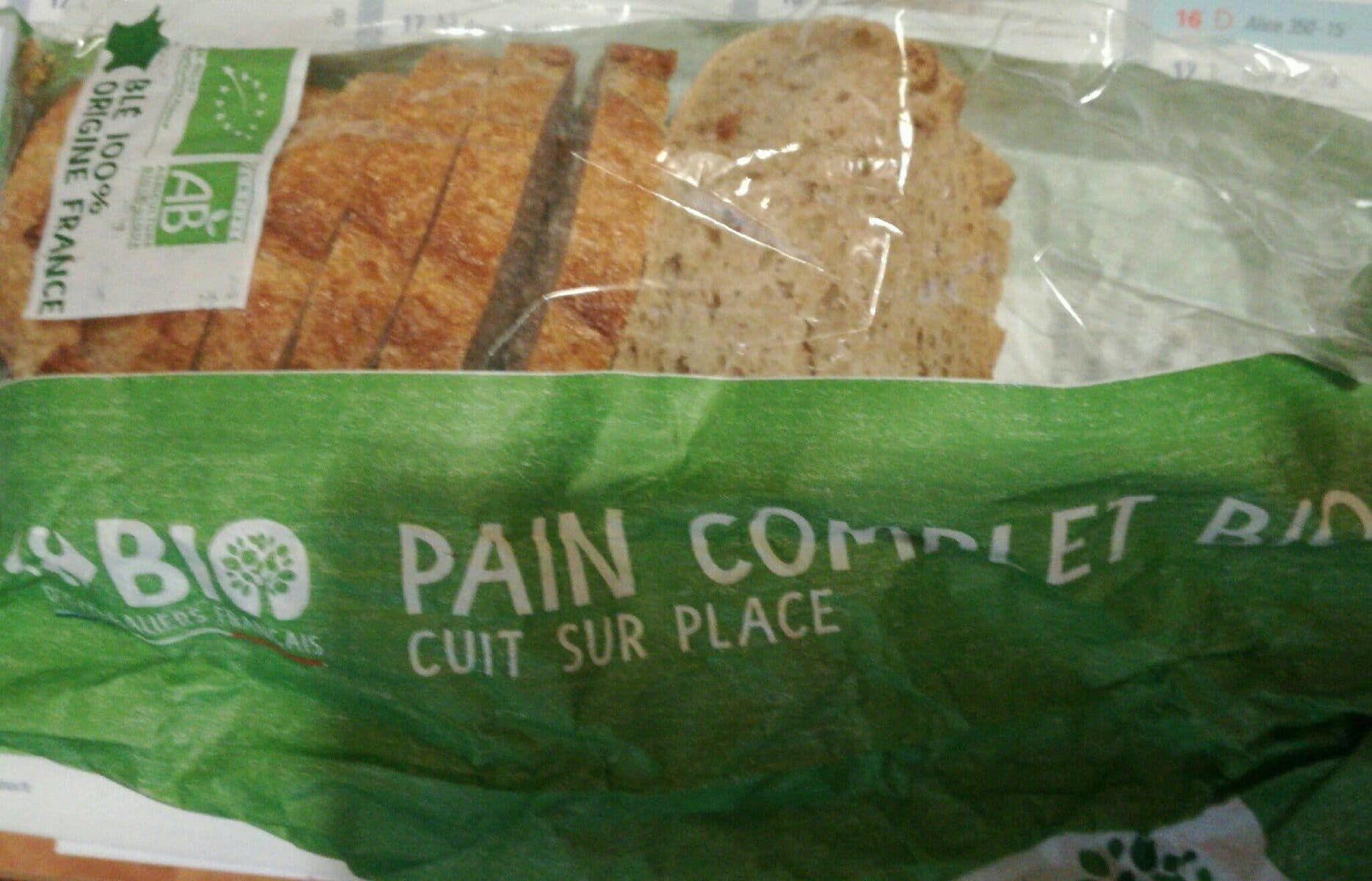 Carrefour Pain complet bio packshot